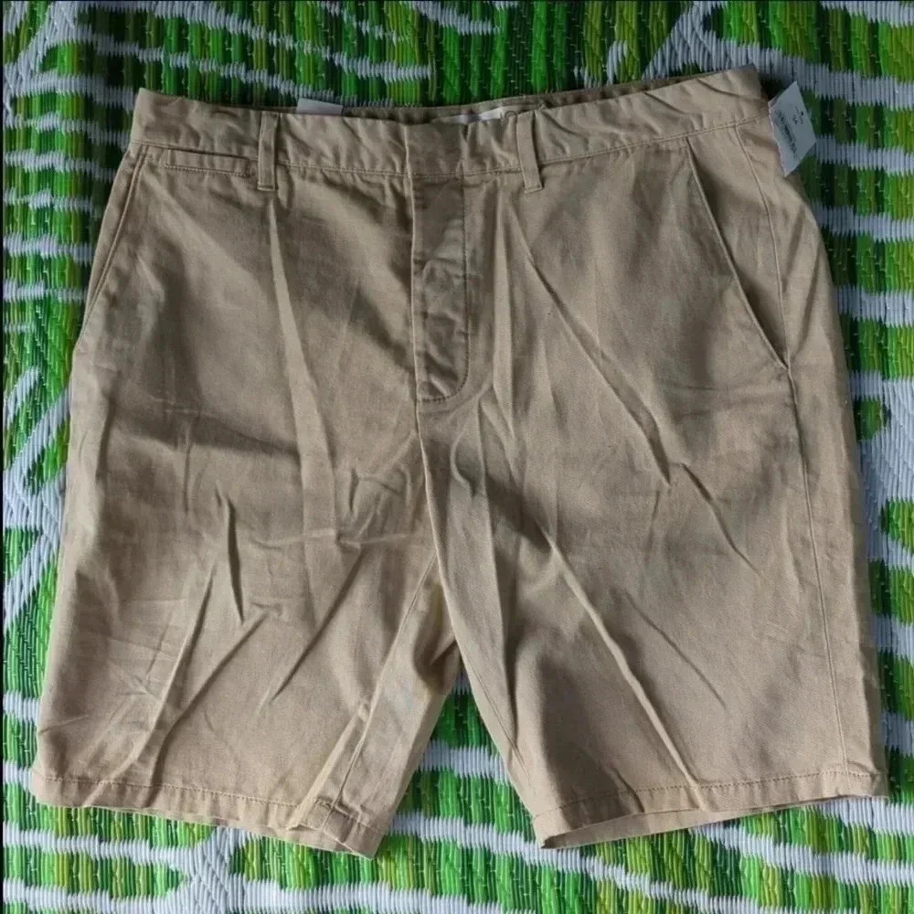 Men's Shorts - Picture 7 of 7